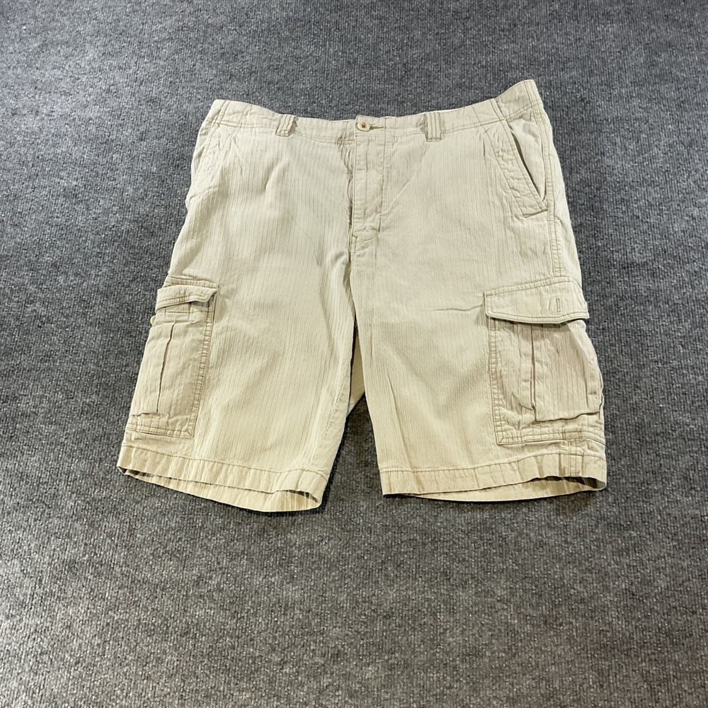 Tommy Bahama Mens 38 Beige Ripstop Cargo Shorts Khaki Textured Cotton Relaxed
